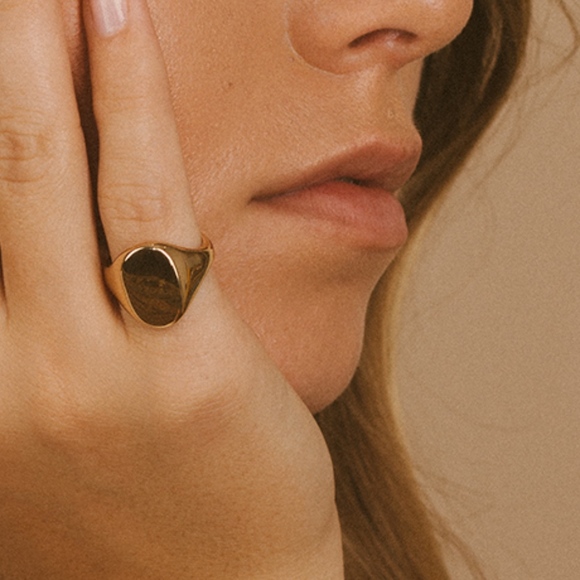 Merewif Jewelry - Merewif Eliot Signet ring